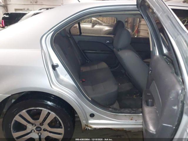 Ford Fusion Se Image 9