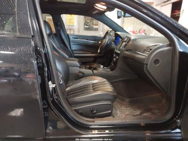 Chrysler 300 300s Awd Image 3