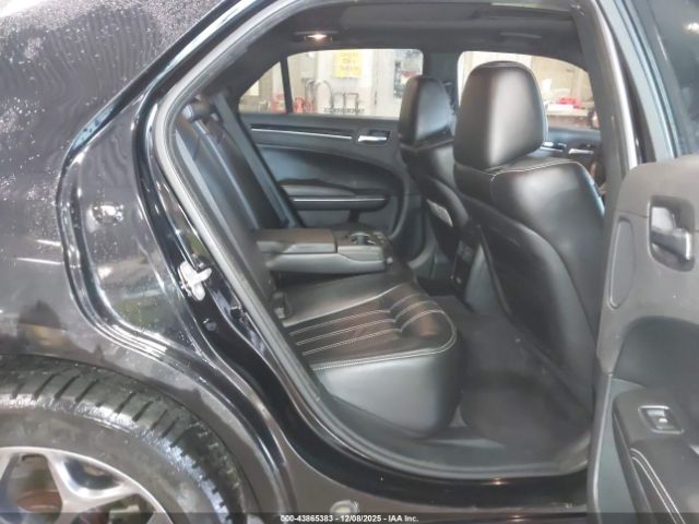 Chrysler 300 300s Awd Image 11