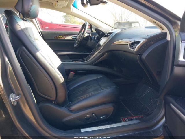 Lincoln MKZ Hybrid Image 3