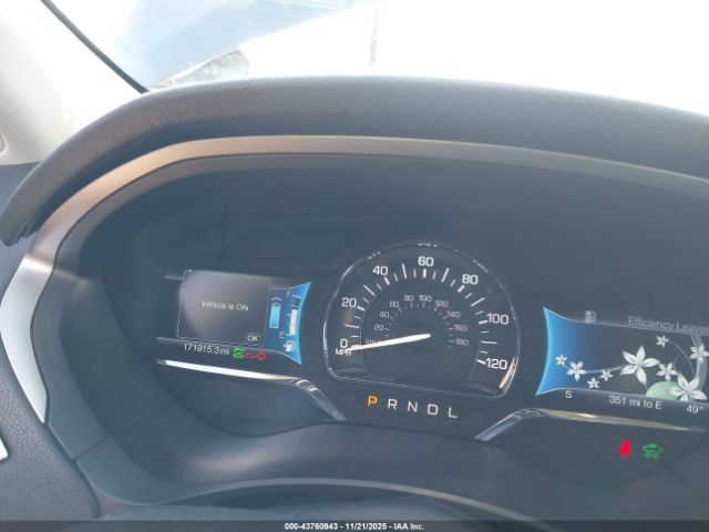 Lincoln MKZ Hybrid Image 7