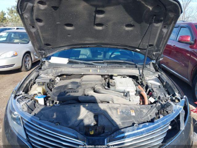 Lincoln MKZ Hybrid Image 10