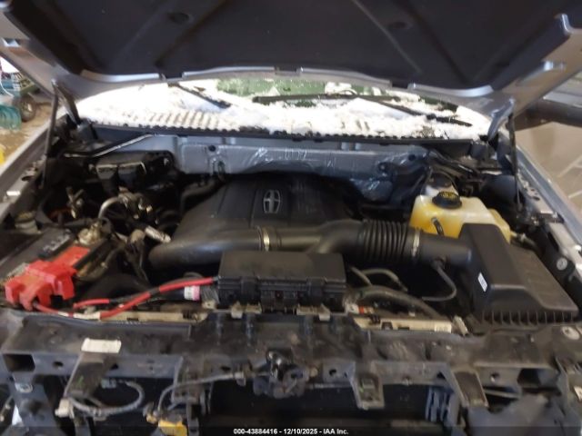 Lincoln Navigator Image 6