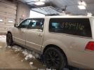 Lincoln Navigator Image 14