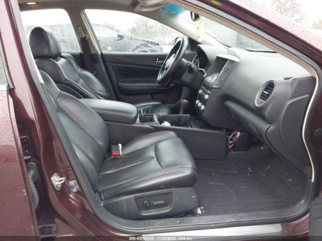 Nissan Maxima 3.5 Sv Image 13