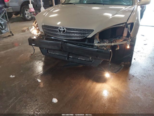 Toyota Camry Xle Image 7