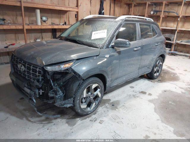 Hyundai VENUE Limited Image 2