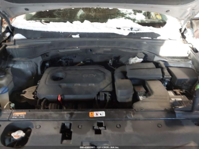 Hyundai SANTA FE 2.4l Image 11