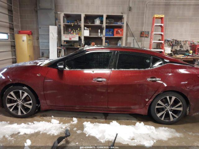 Nissan Maxima 3.5 Platinum Image 12