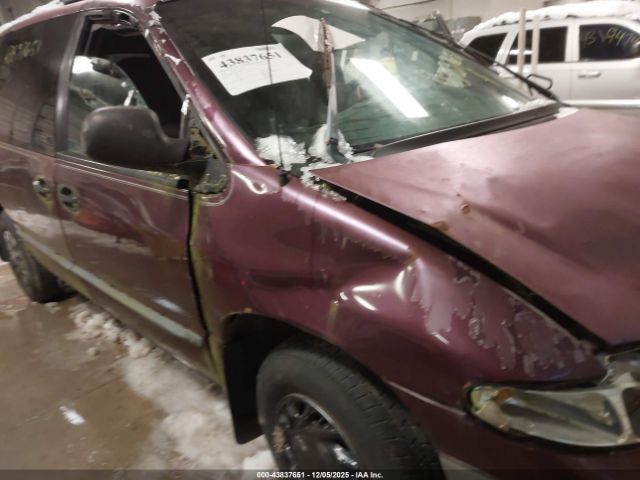 Chrysler Voyager Image 11