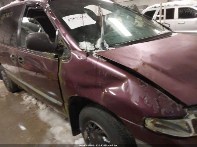 Chrysler Voyager Image 11