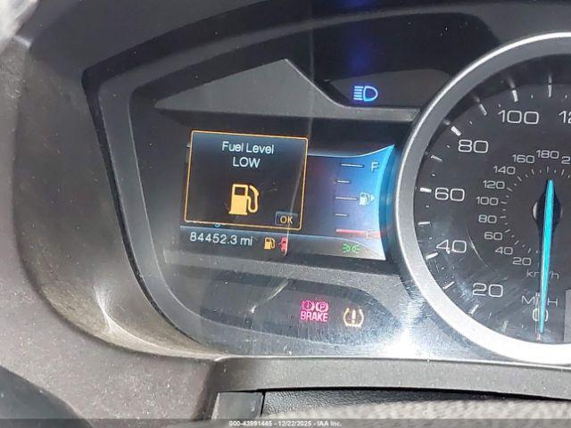 Ford Explorer Xlt Image 15