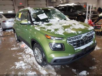  Salvage Hyundai VENUE