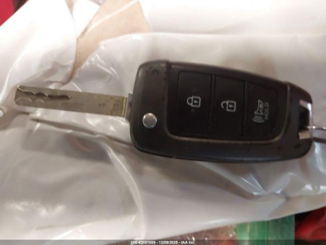 Hyundai VENUE Sel Image 17