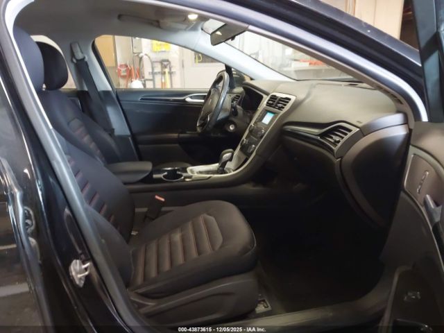 Ford Fusion Se Image 9