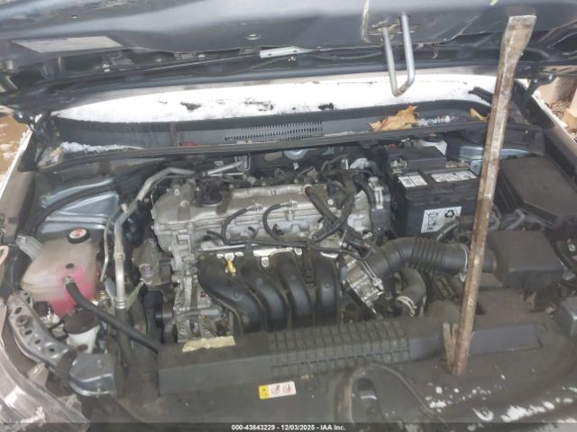 Toyota Corolla Le Image 14