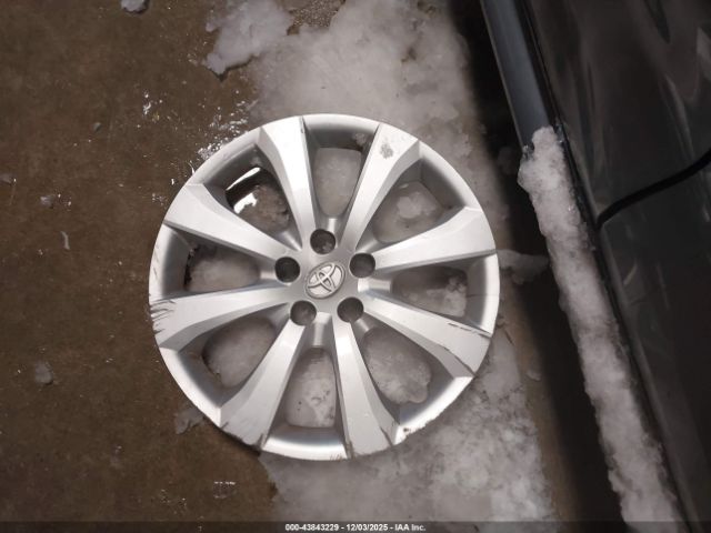 Toyota Corolla Le Image 9