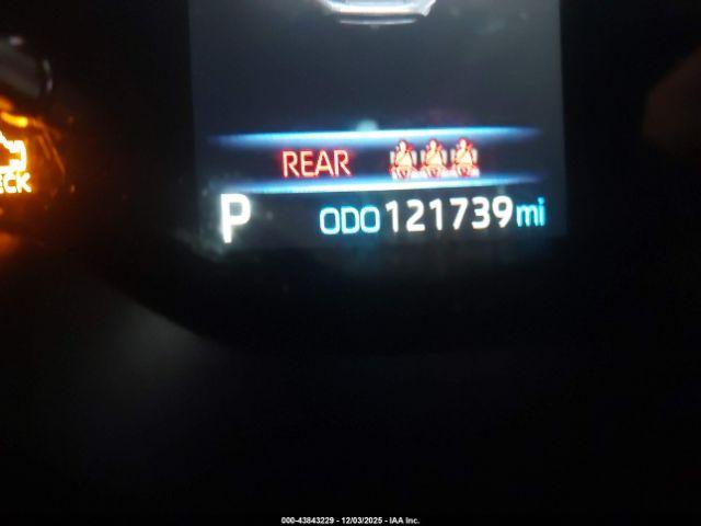 Toyota Corolla Le Image 10