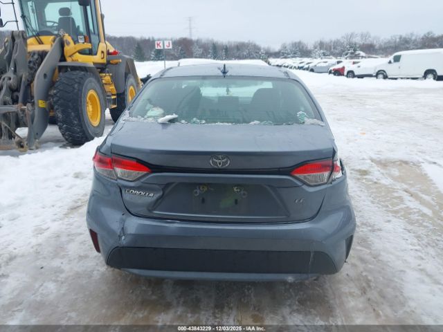 Toyota Corolla Le Image 16