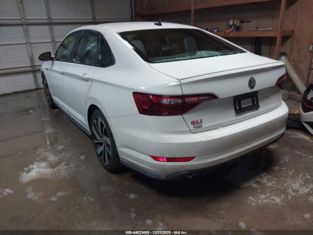 Volkswagen Jetta Image 4