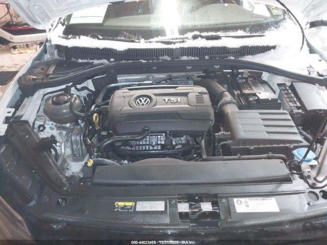 Volkswagen Jetta Image 8