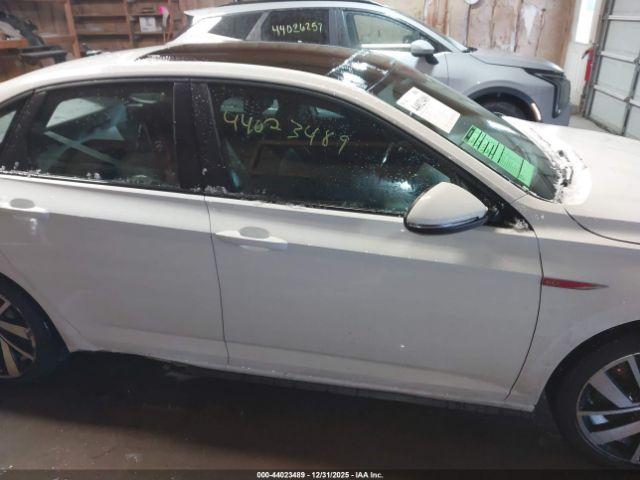 Volkswagen Jetta Image 18