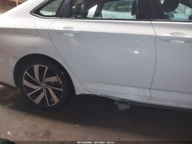 Volkswagen Jetta Image 19