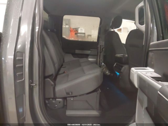 Ford F-150 Xlt Image 4