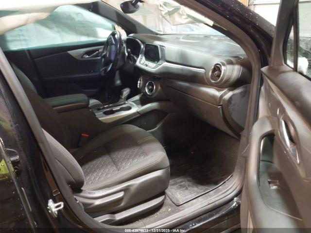 Chevrolet Blazer Image 5