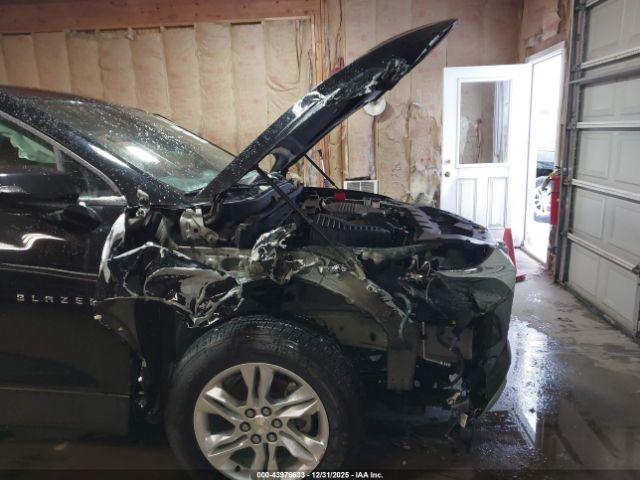 Chevrolet Blazer Image 20