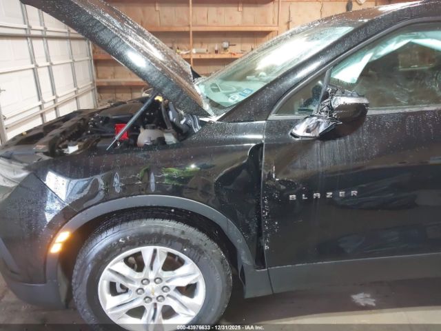 Chevrolet Blazer Image 4