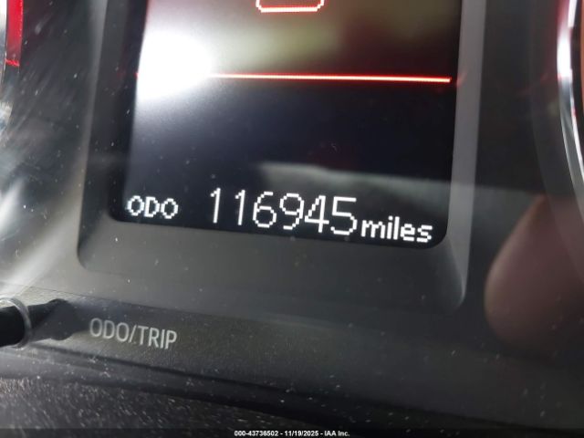 Toyota Corolla Le Image 13