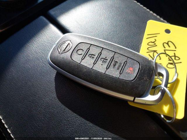 Nissan Rogue Platinum Intelligent Awd Image 8