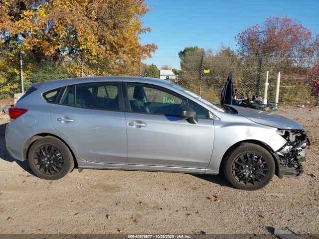 Subaru Impreza 2.0i Image 15