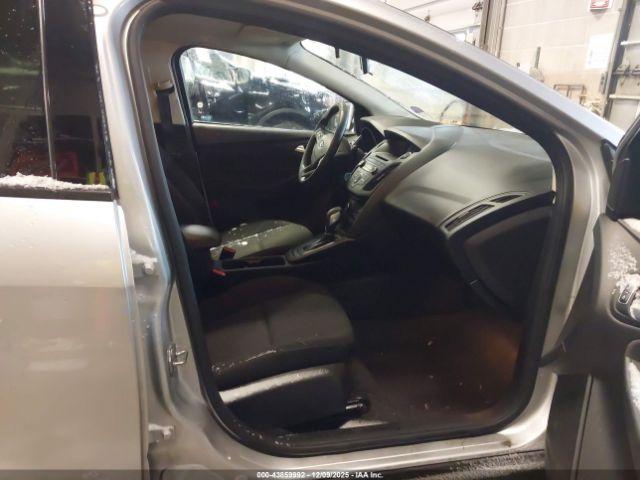 Ford Focus Se Image 10