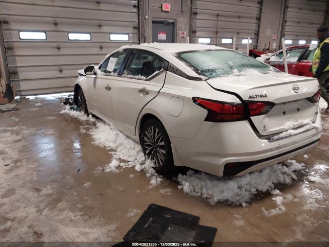 Nissan Altima Sv Intelligent Awd Image 12