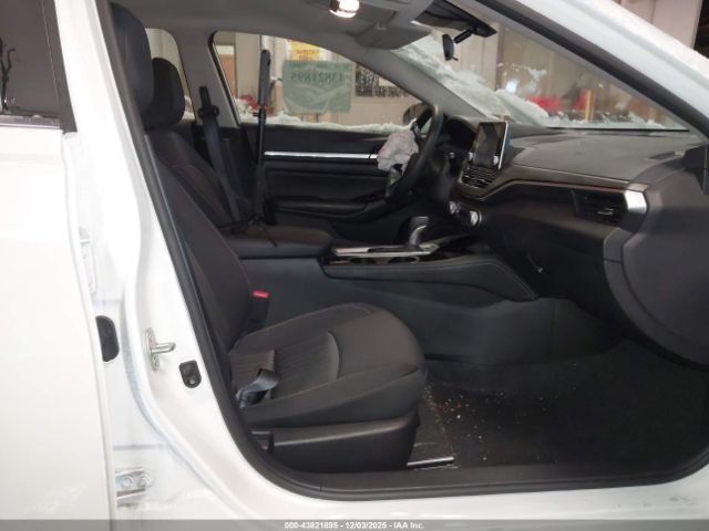 Nissan Altima Sv Intelligent Awd Image 10