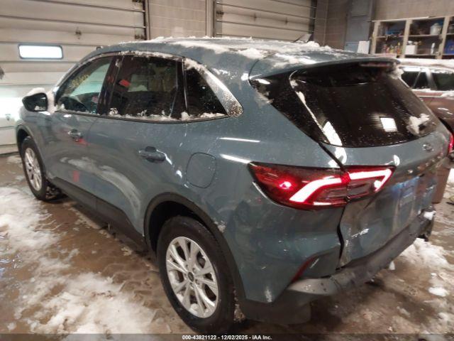 Ford Escape Active Image 9