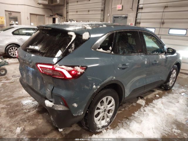 Ford Escape Active Image 3