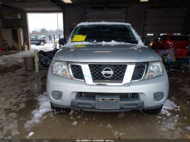 Nissan Frontier Sv Image 15