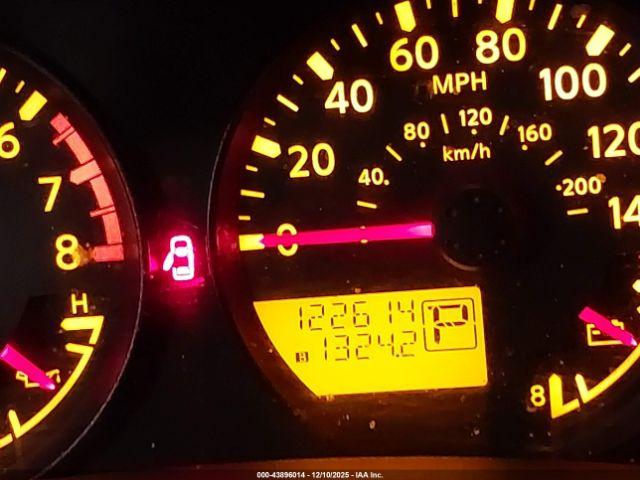 Nissan Frontier Sv Image 11