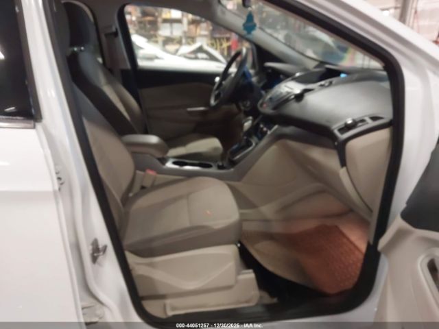 Ford Escape Se Image 6
