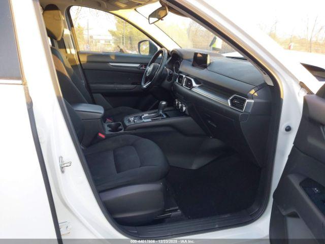 Mazda Cx Sport Image 4