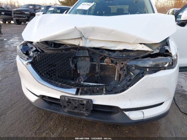 Mazda Cx Sport Image 5