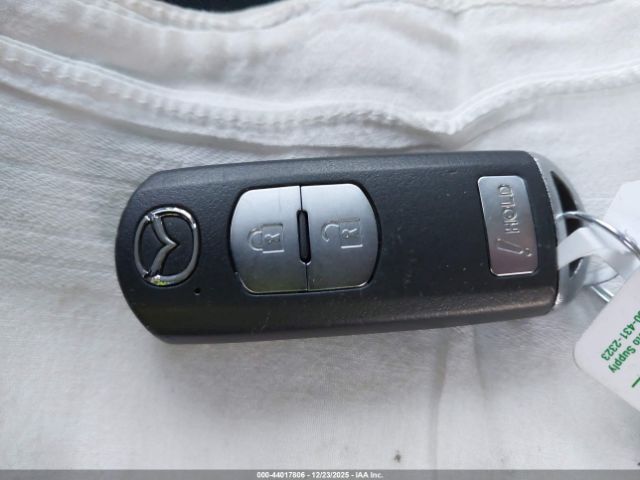 Mazda Cx Sport Image 11