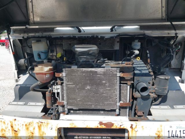 Ford F-59 Commercial Stripped Image 6