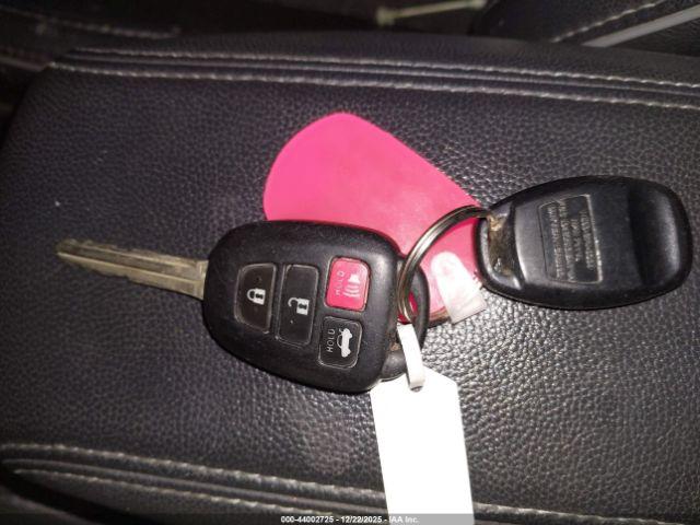 Toyota Corolla S Plus Image 19