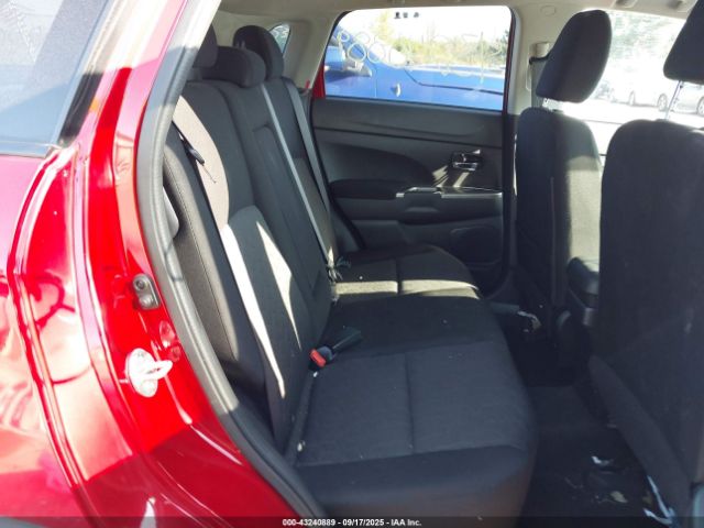 Mitsubishi Outlander 2.0 Se 2wd Image 3