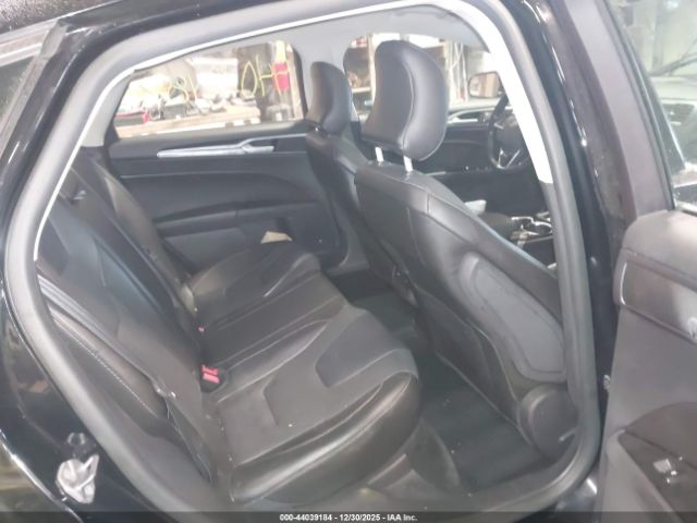 Ford Fusion Titanium Image 15