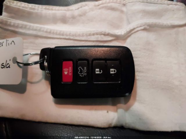 Toyota Highlander Xle Image 16